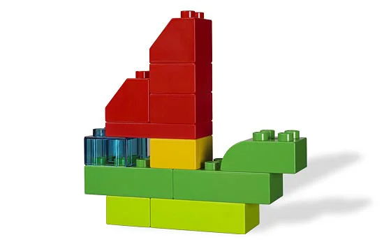 Playing with Building Blocks 乐高 LEGO 5486 image 1