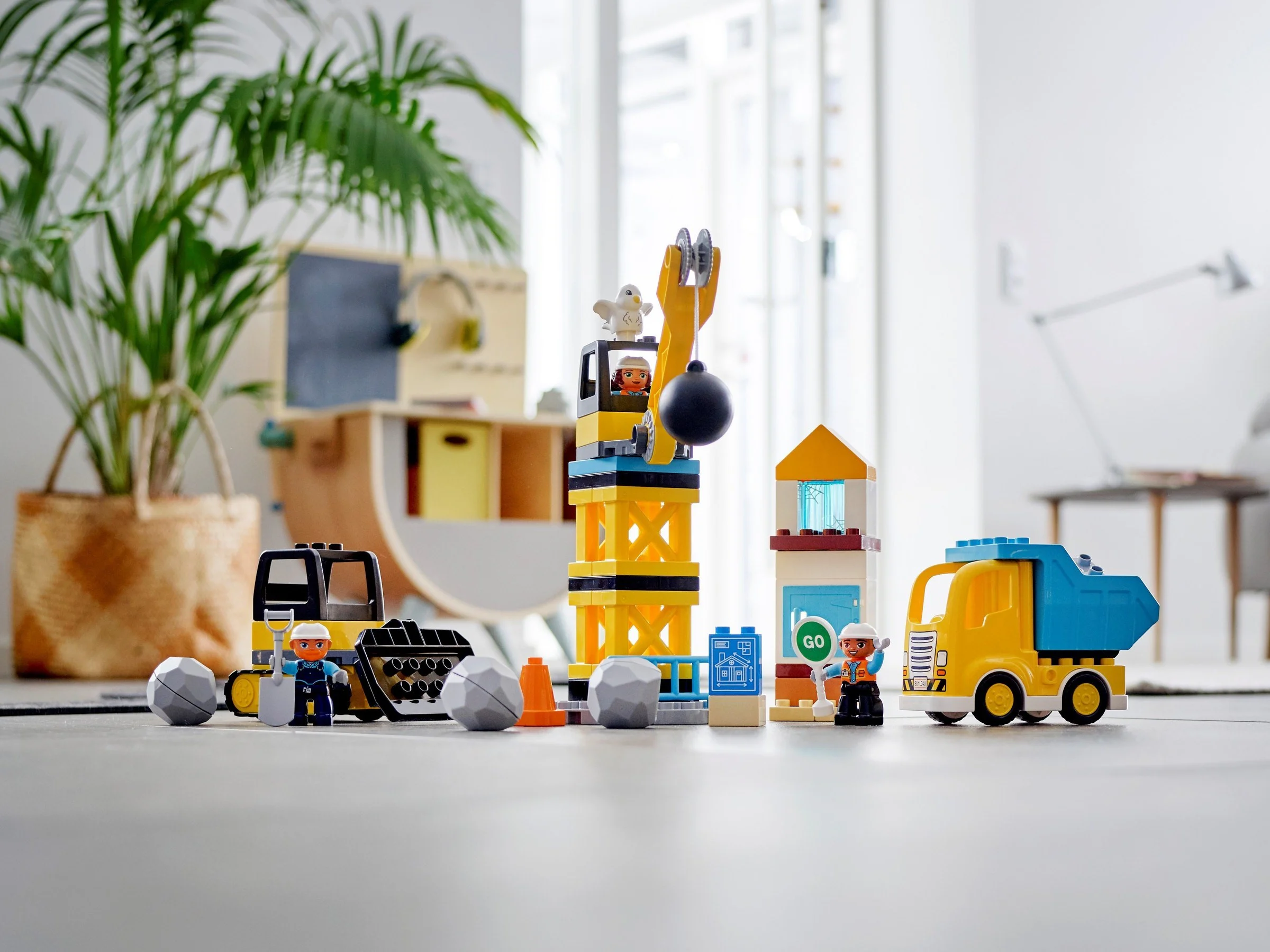 Hang ball crane package 乐高 LEGO 10932 image 1