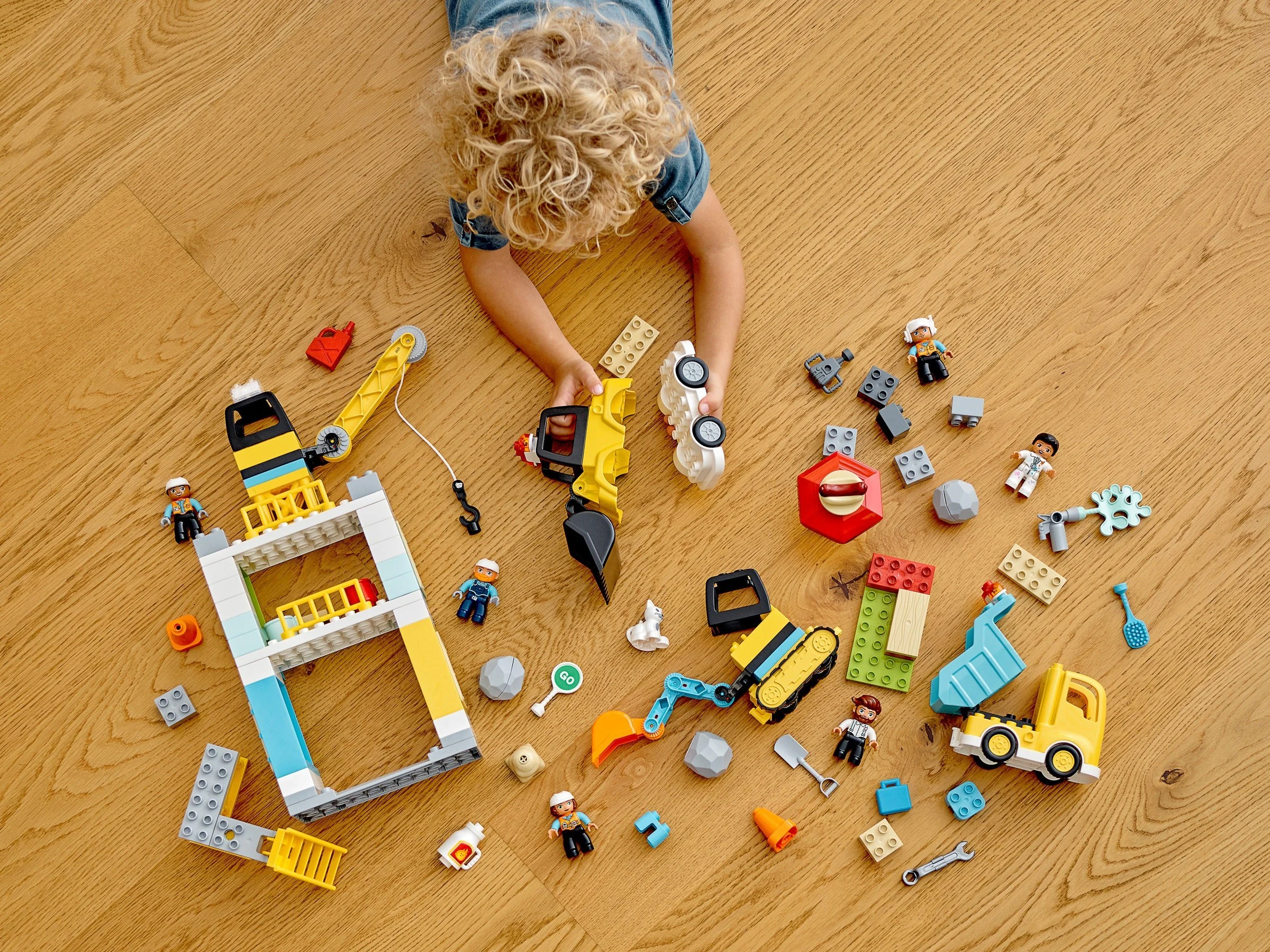 Busy construction base 乐高 LEGO 10933 image 11