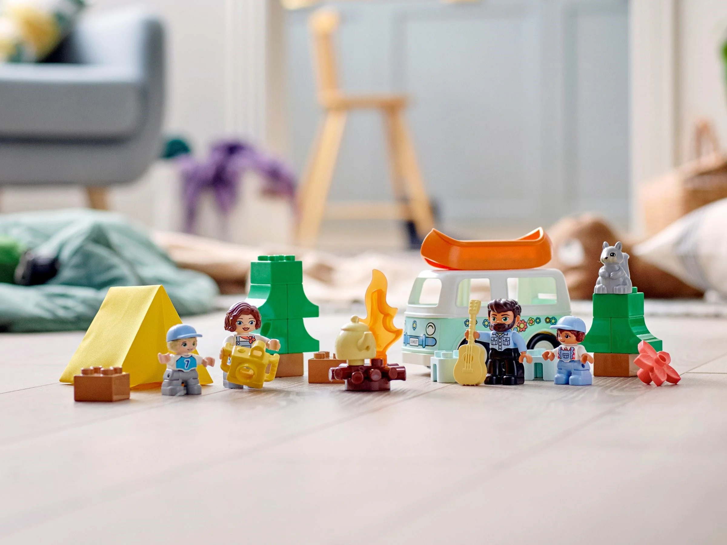 A family camper's adventure 乐高 LEGO 10946 image 1