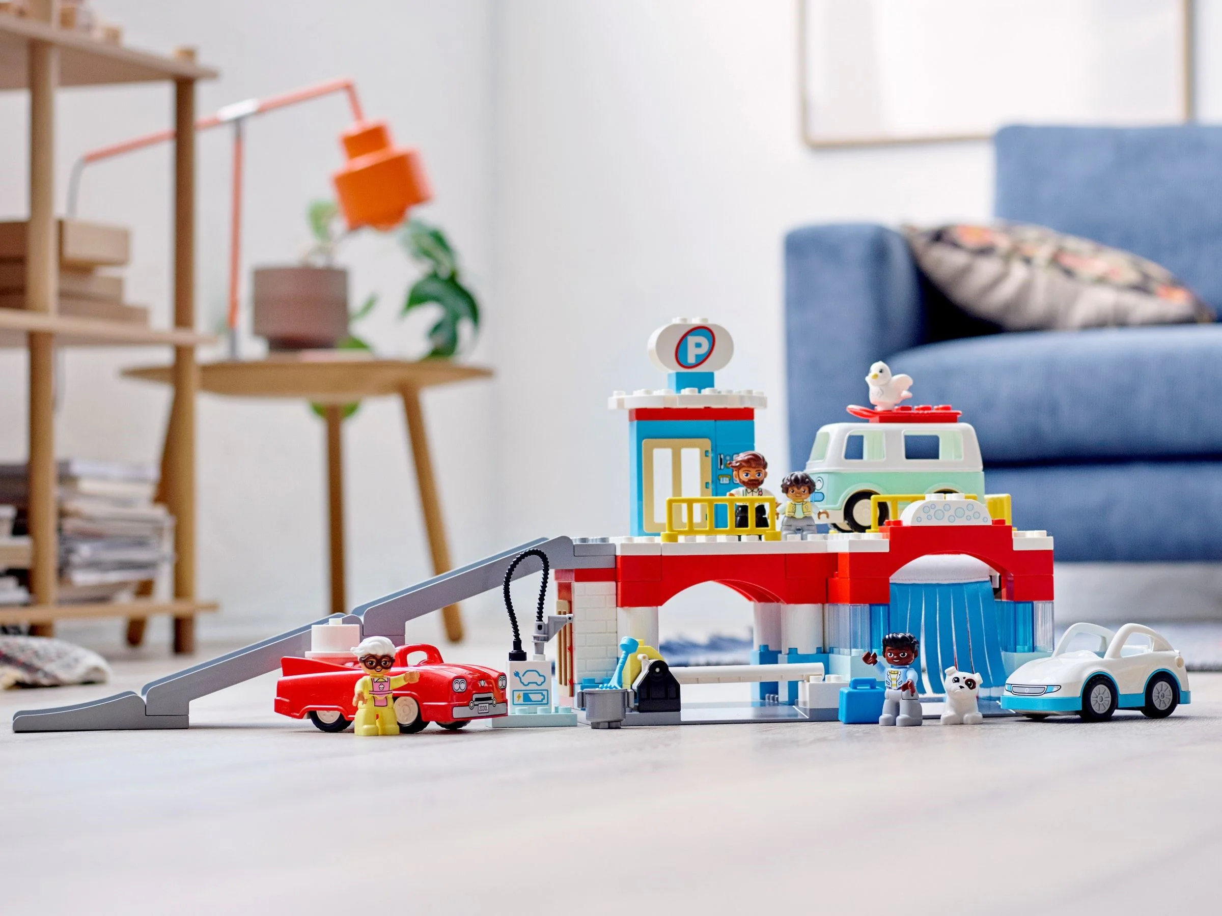 Stereo parking and car wash 乐高 LEGO 10948 image 4