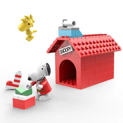 Snoopy Fun Life: Snoopy Red House Christmas
