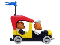 Monkey Mike and his taxi