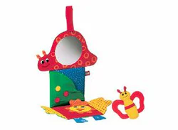 Baby bed and mirror adventure