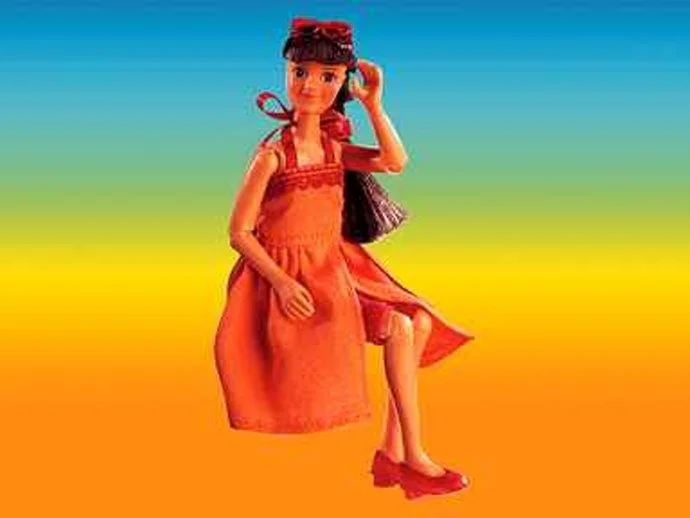 Andrea wears a dress with a slit. 乐高 LEGO 3107