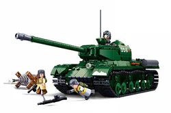WORLD WAR II WINTER COUNTERATTACK: IS2 HEAVY TANK VEHICLE, ISU 122S SELF-PROPELLED ANTI-TANK GUN