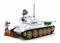 World War II Winter Counter-Attack: T-34/85 Medium Tank