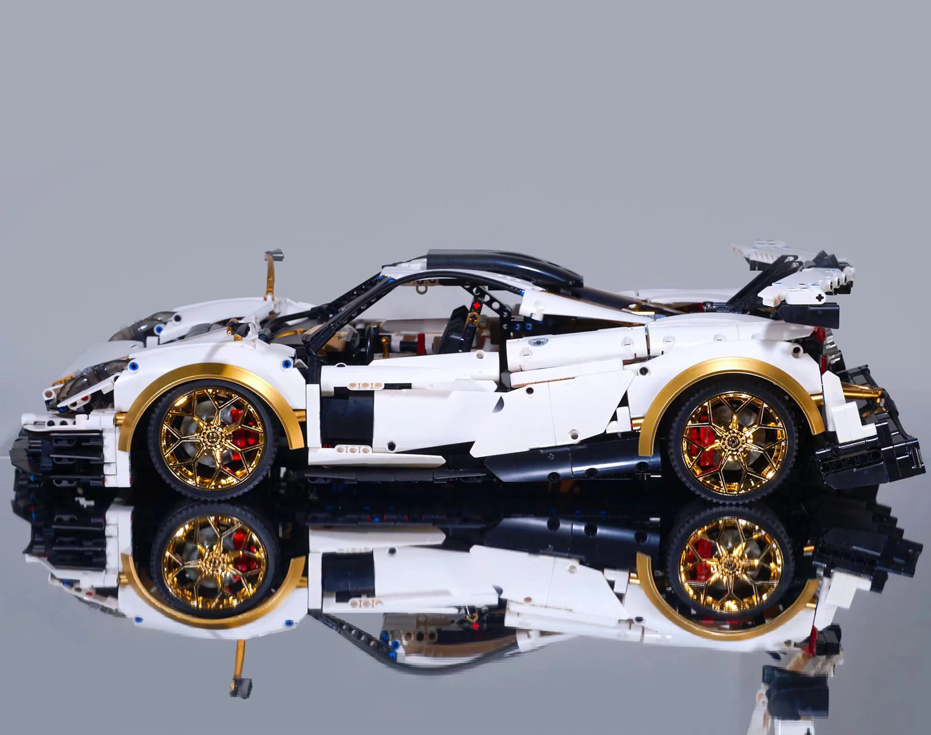 Pagani Huayra Roadster K盒子/棱锐模型 10252 image 8