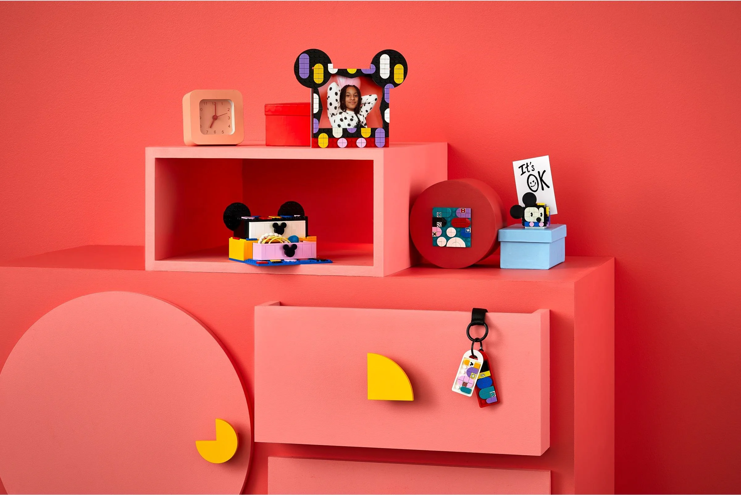 Mickey and Minnie went back to school in fancy clothes 乐高 LEGO 41964 image 2