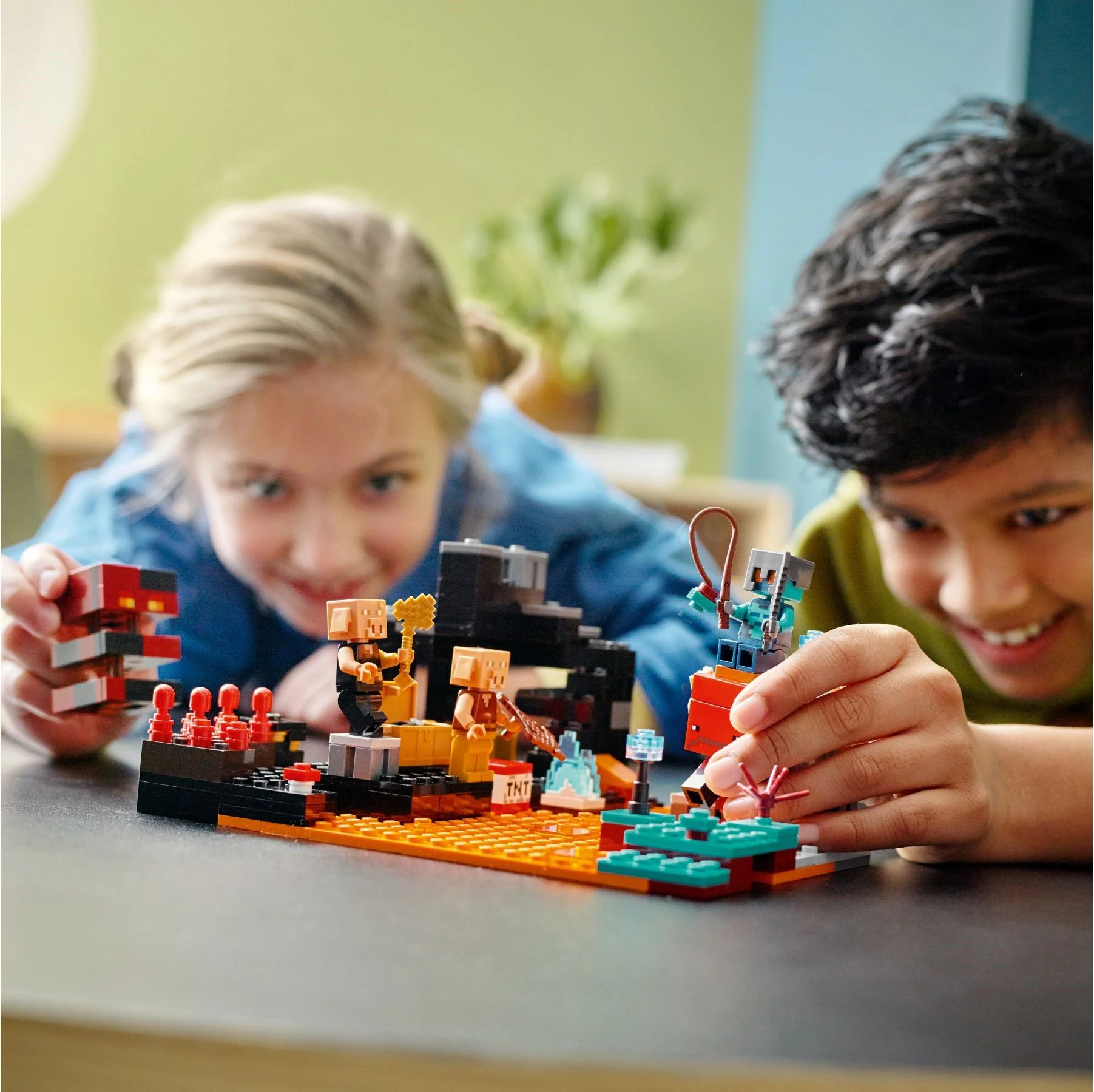 Lower Fortress 乐高 LEGO 21185 image 3