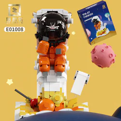 Astronaut: toilet thinker