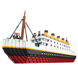 Titanilc - Luxury cruise ship