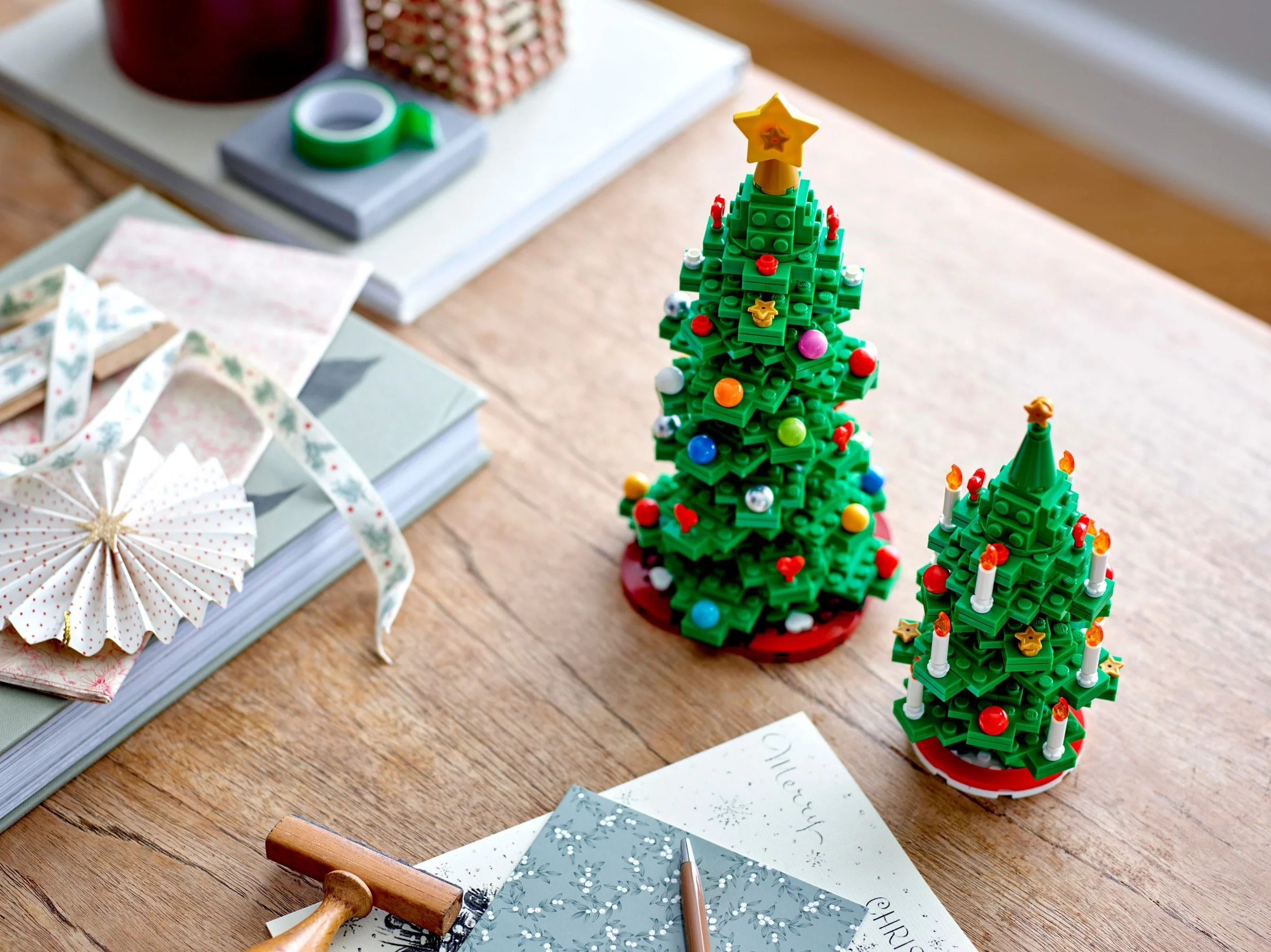 Creative Christmas tree 乐高 LEGO 40573 image 1