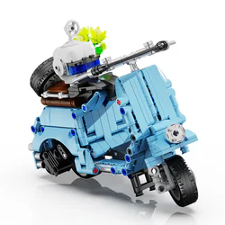 A blue hyena, a sea-building bike