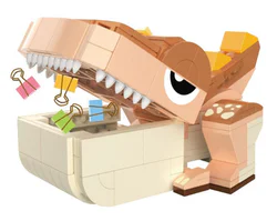 ♪ The Queen Dragon takes the box ♪