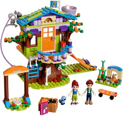 Mia's Treehouse