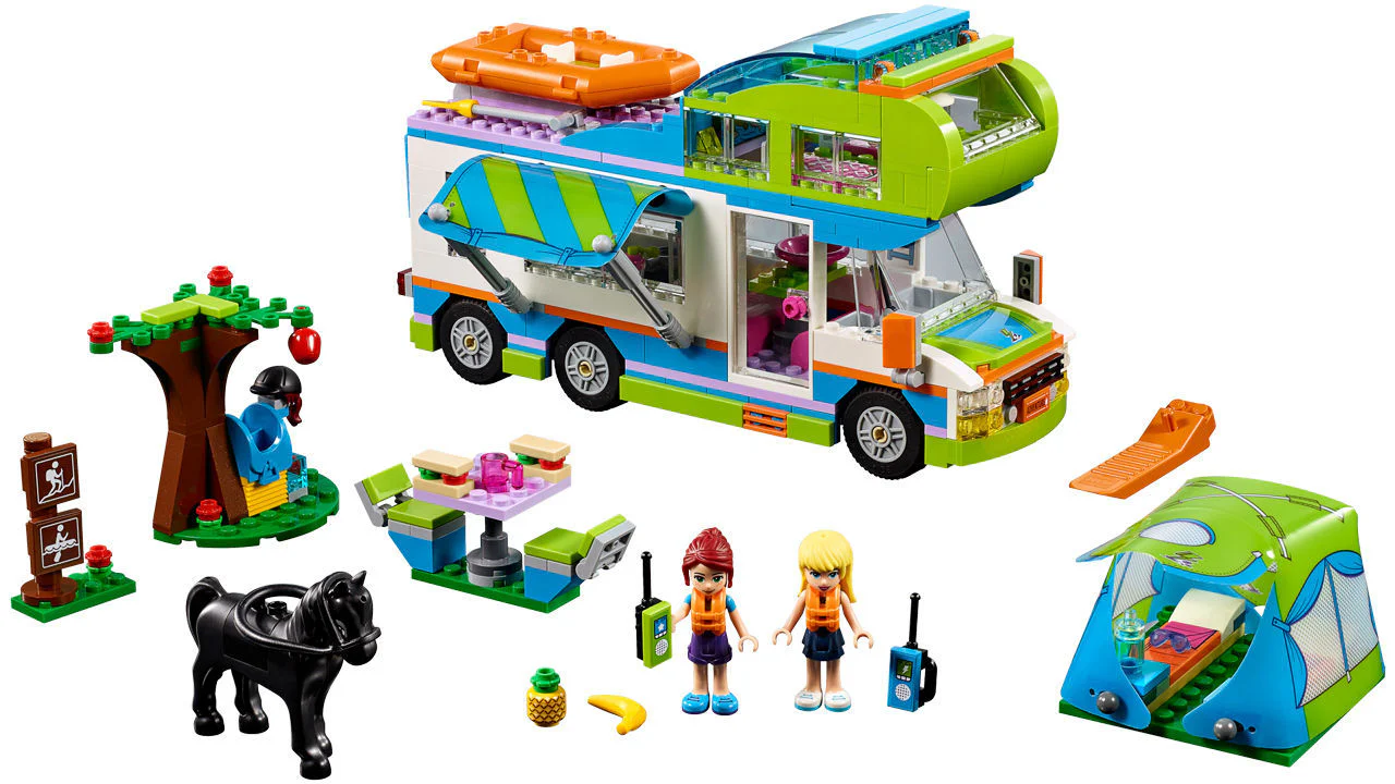 Mia's camper van 10858