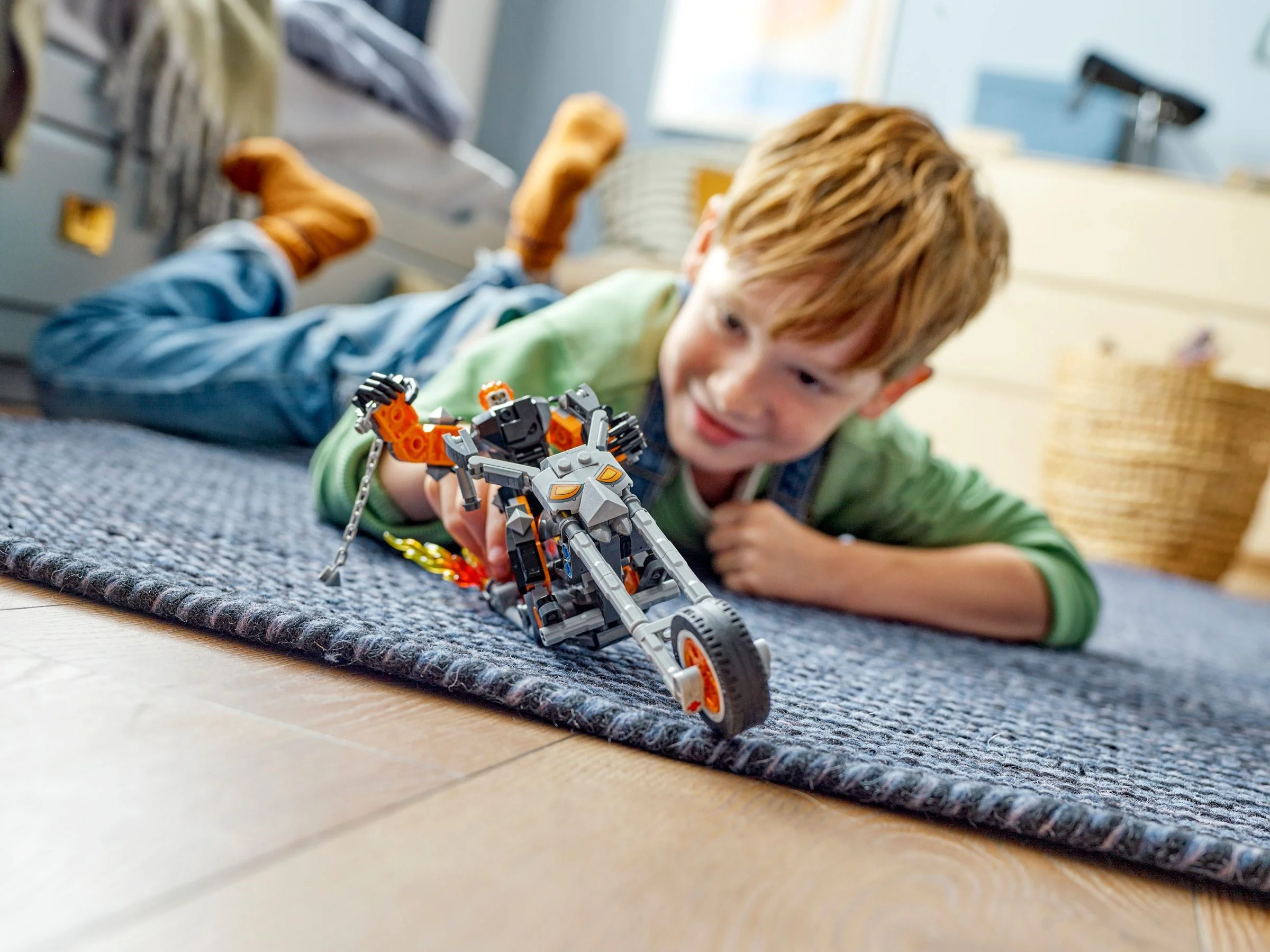 The Knight of the Grinch and the Flame Motorcycle 乐高 LEGO 76245 image 5