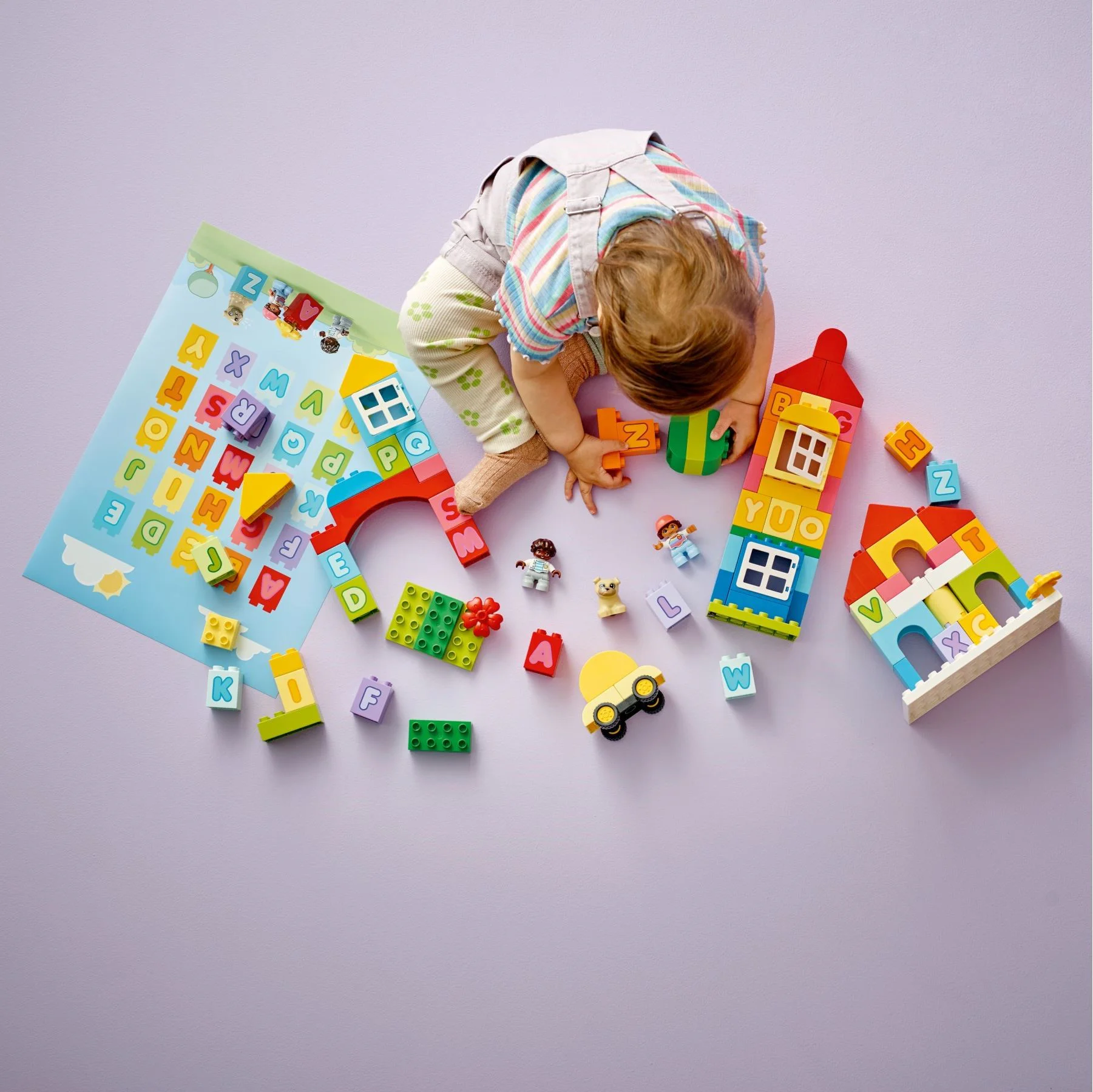 Alphabetical Town 乐高 LEGO 10935 image 6