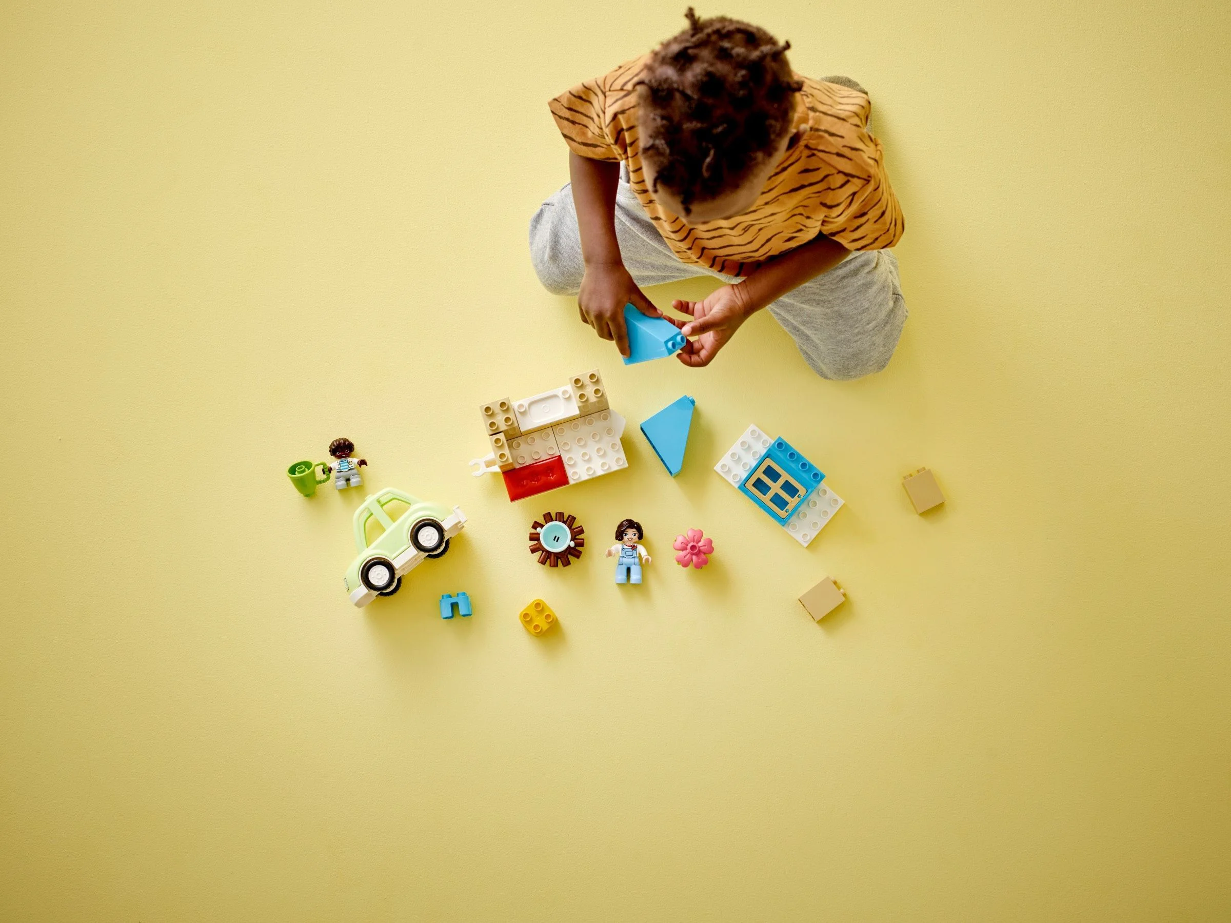Mobile family homes 乐高 LEGO 10986 image 4