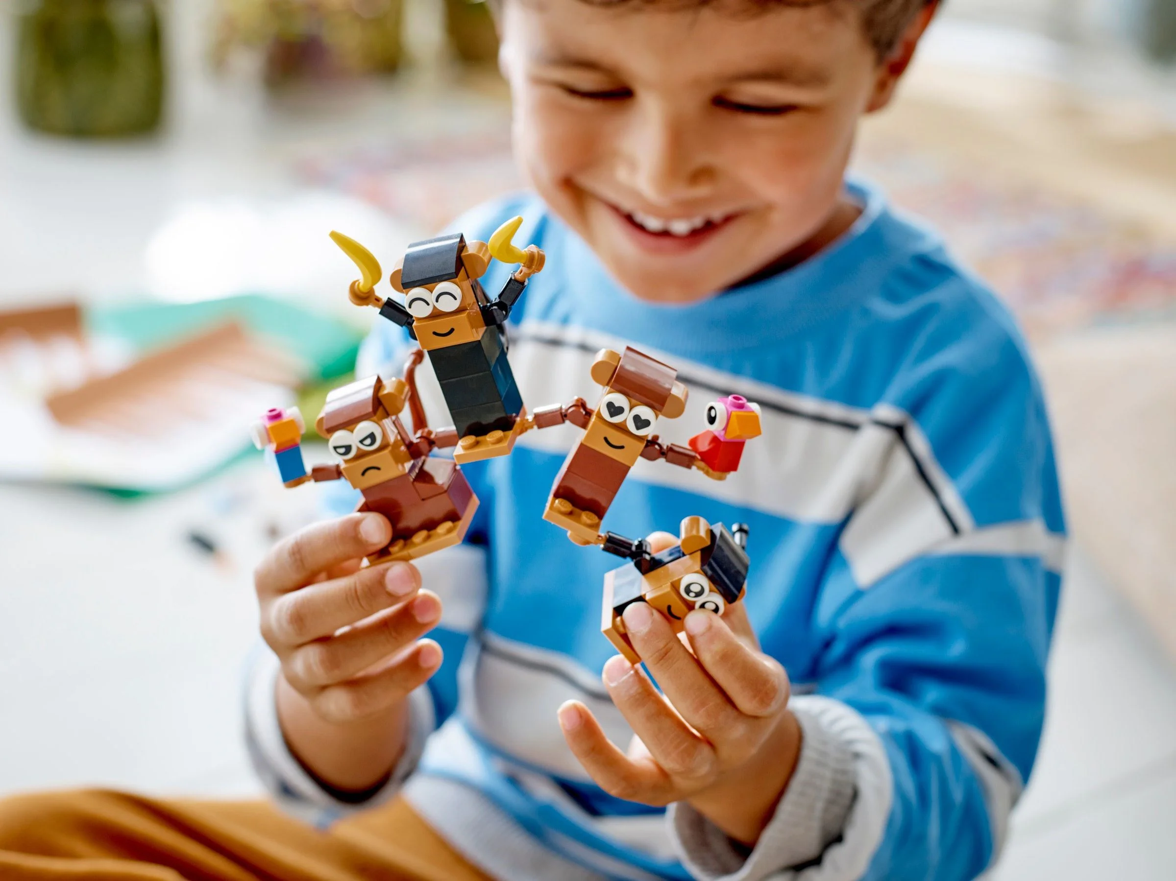 A hundred monkeys 乐高 LEGO 11031 image 2