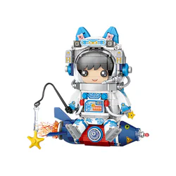 I'm not a squarer: a porcelain astronaut