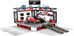 SUPERVAN: AUDI R8 RETROFITTING GARAGE