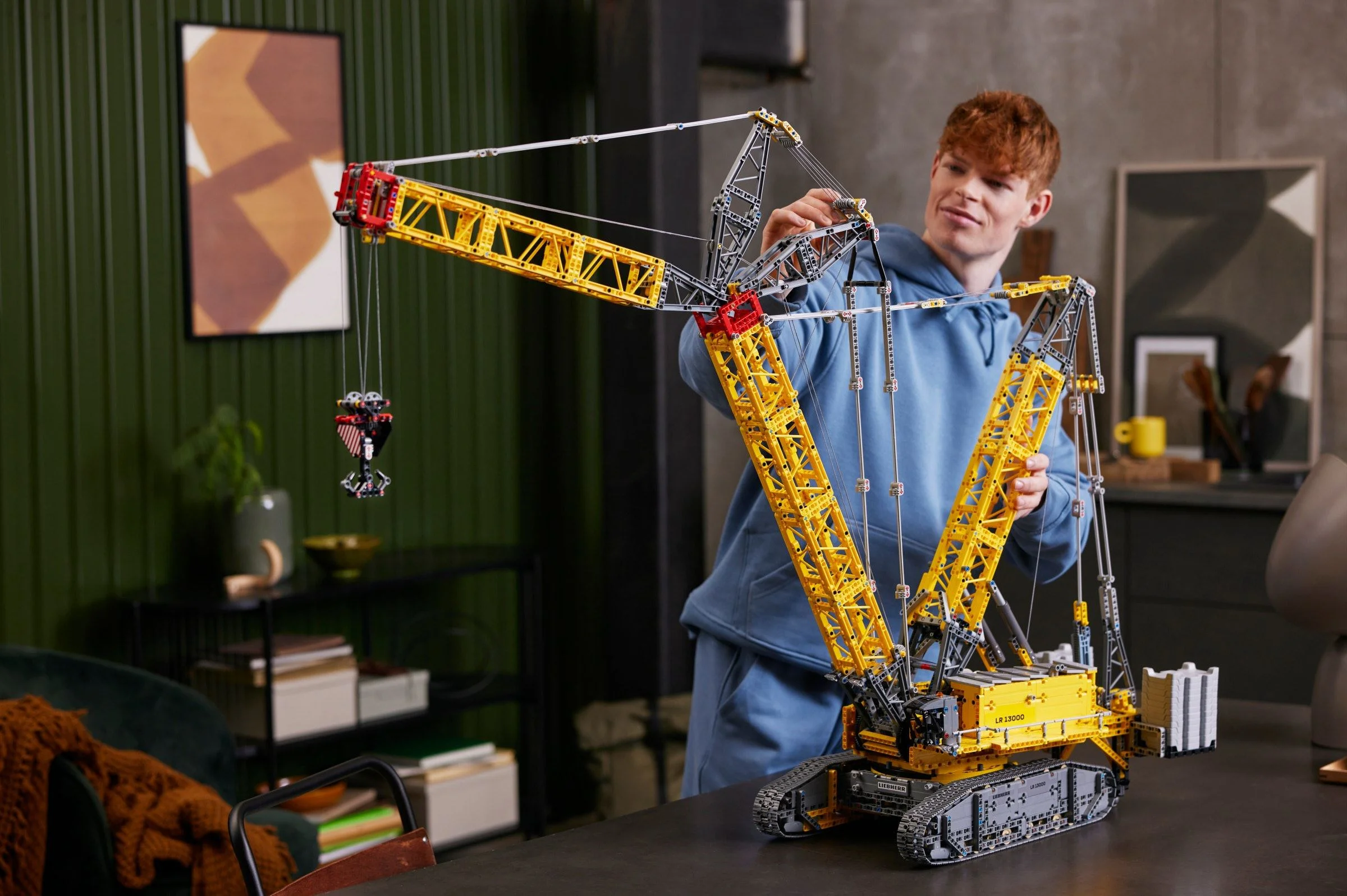 LIBERHEIMER LR 13000 TRACKED CRANE 乐高 LEGO 42146 image 4