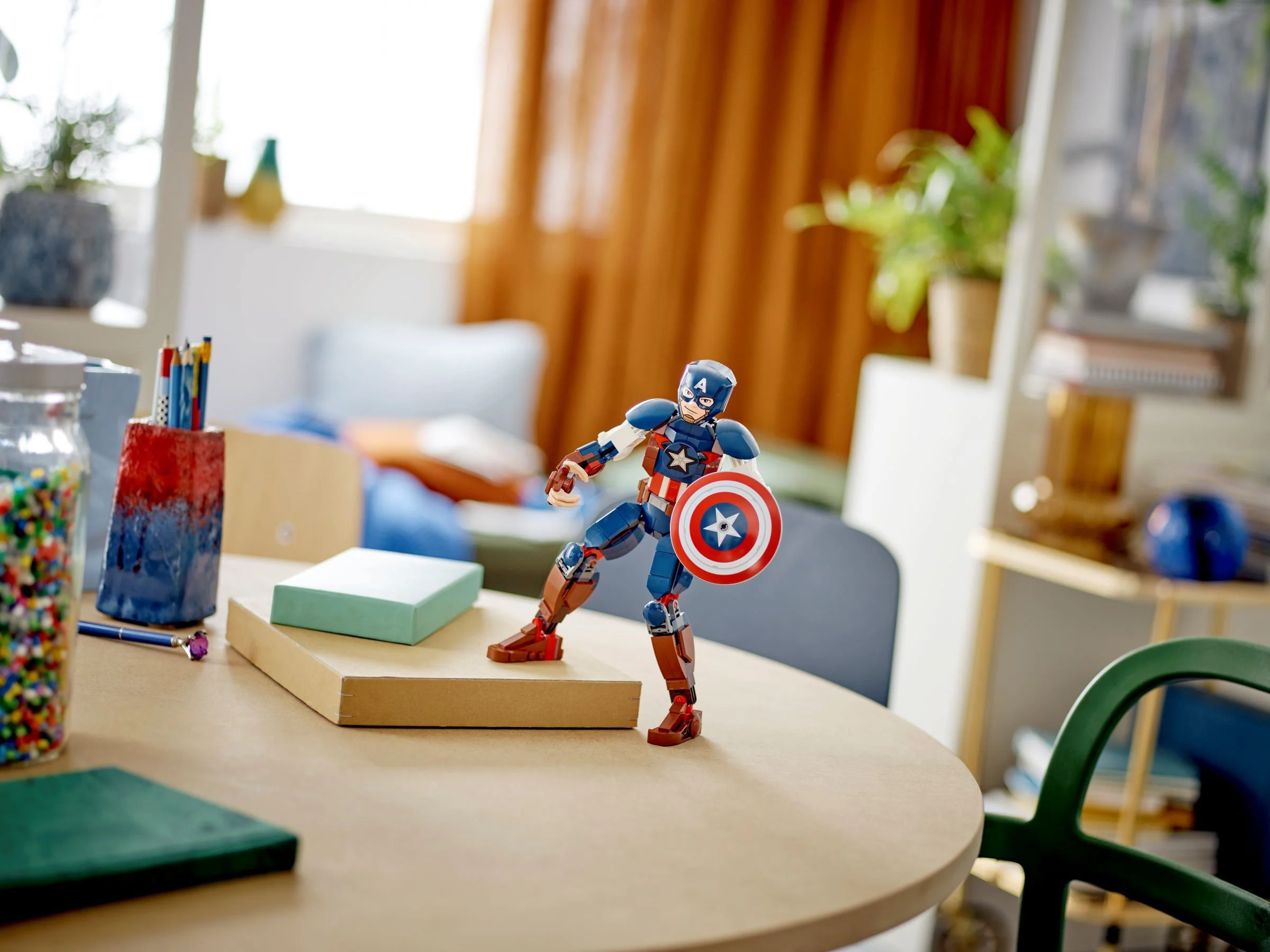 Captain America LEGO 76258 image 4