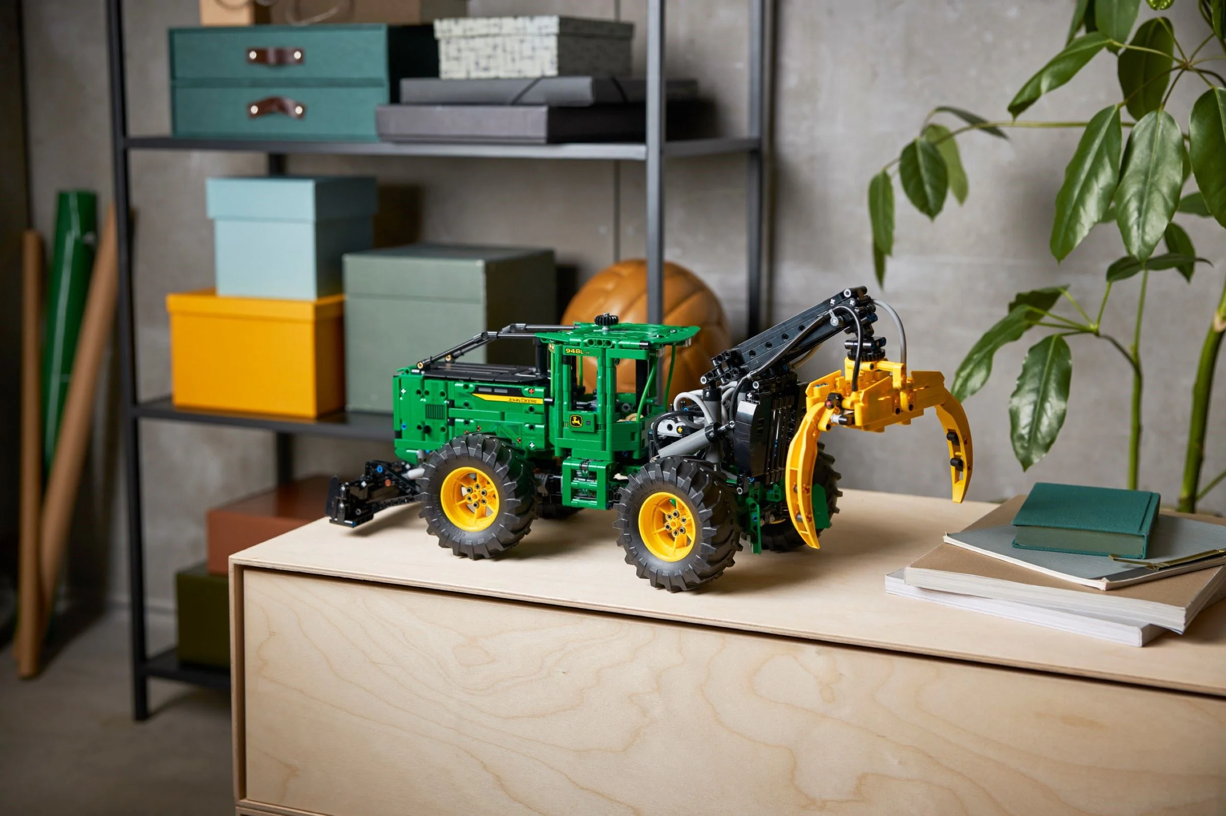JOHN DILL 948L-II POOL TRAILER 乐高 LEGO 42157 image 8