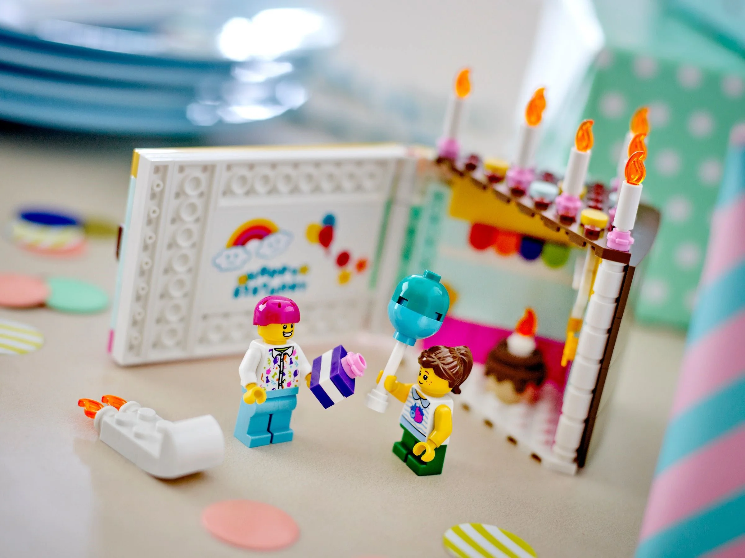 Happy birthday cake 乐高 LEGO 40641 image 5