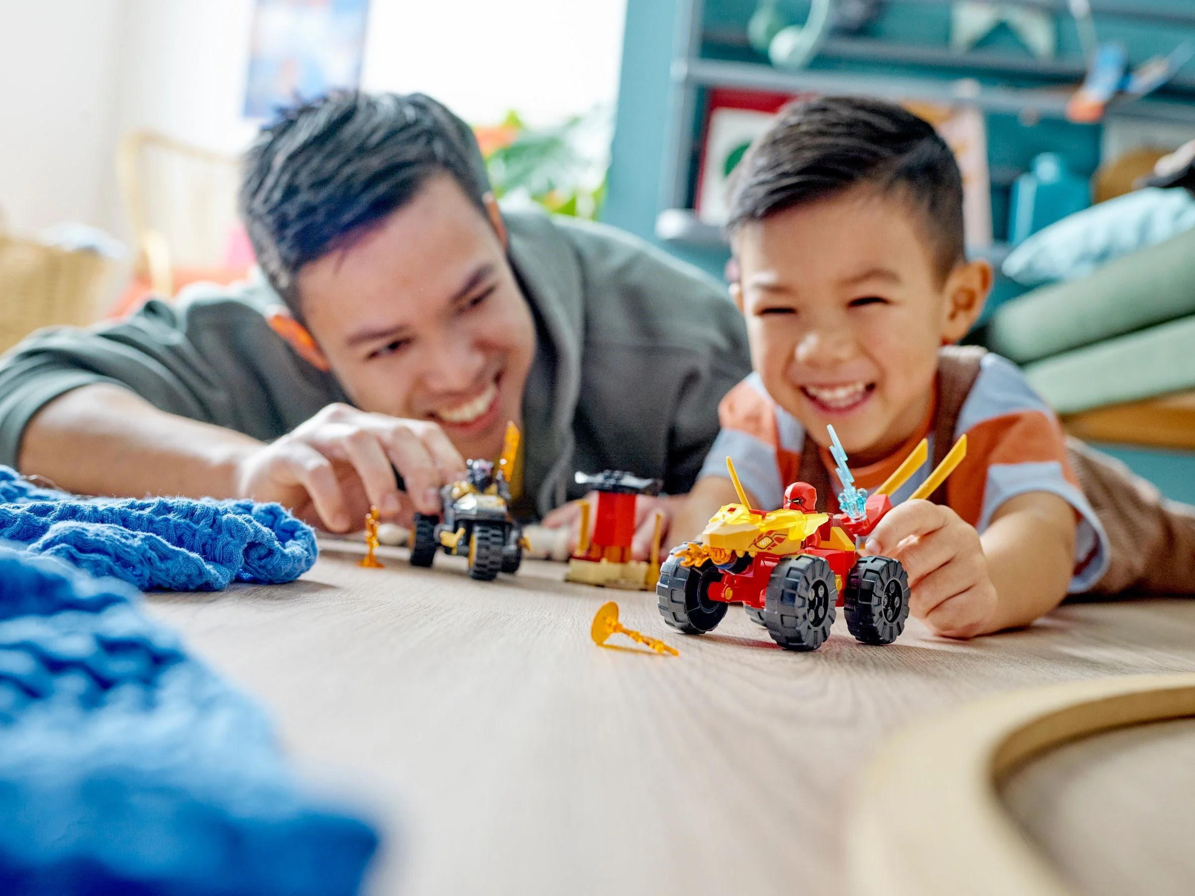 Kay and Lars fought for cars and motorcycles 乐高 LEGO 71789 image 5