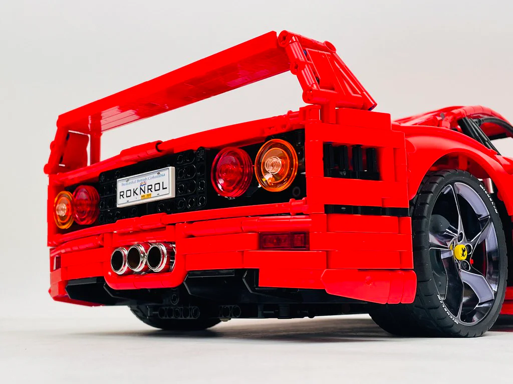 FERRARI F40 MOC-140629 image 16