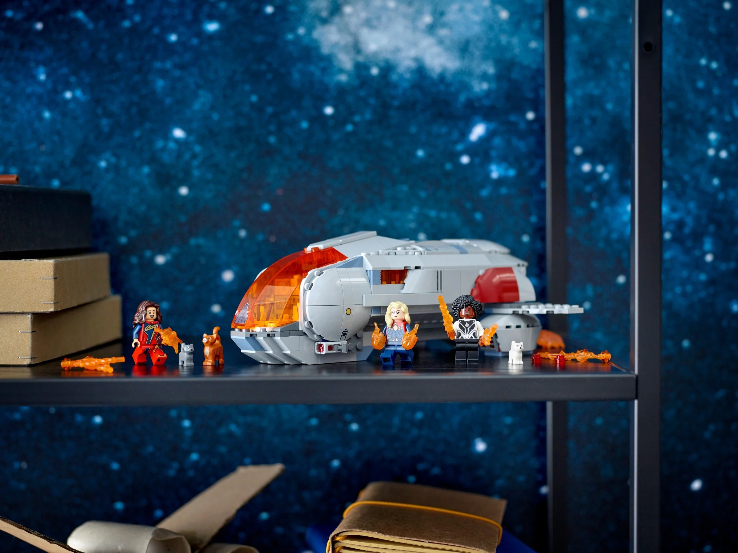 Surprise Captain: The Hopperty 乐高 LEGO 76232 image 1