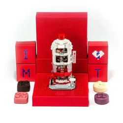 Mao Tai Zhong: Mid-Autumn moon cakes, bottles