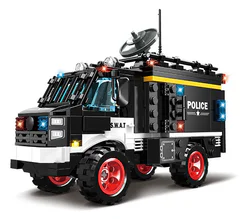 SWAT: Guard ' s Land Cruiser