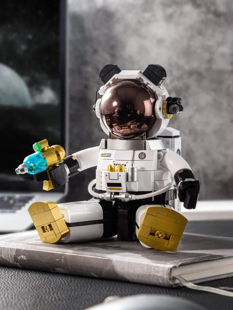 Panda astronaut pen, space panda cosmonaut 小鲁班 Sluban M38-P8031 image 4