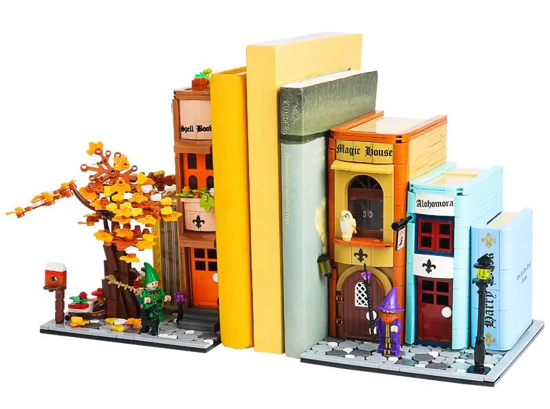 Magic Books We Game Coming 66009 image 1