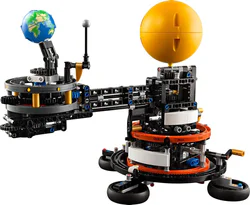 Modelling of Earth and Moon orbits