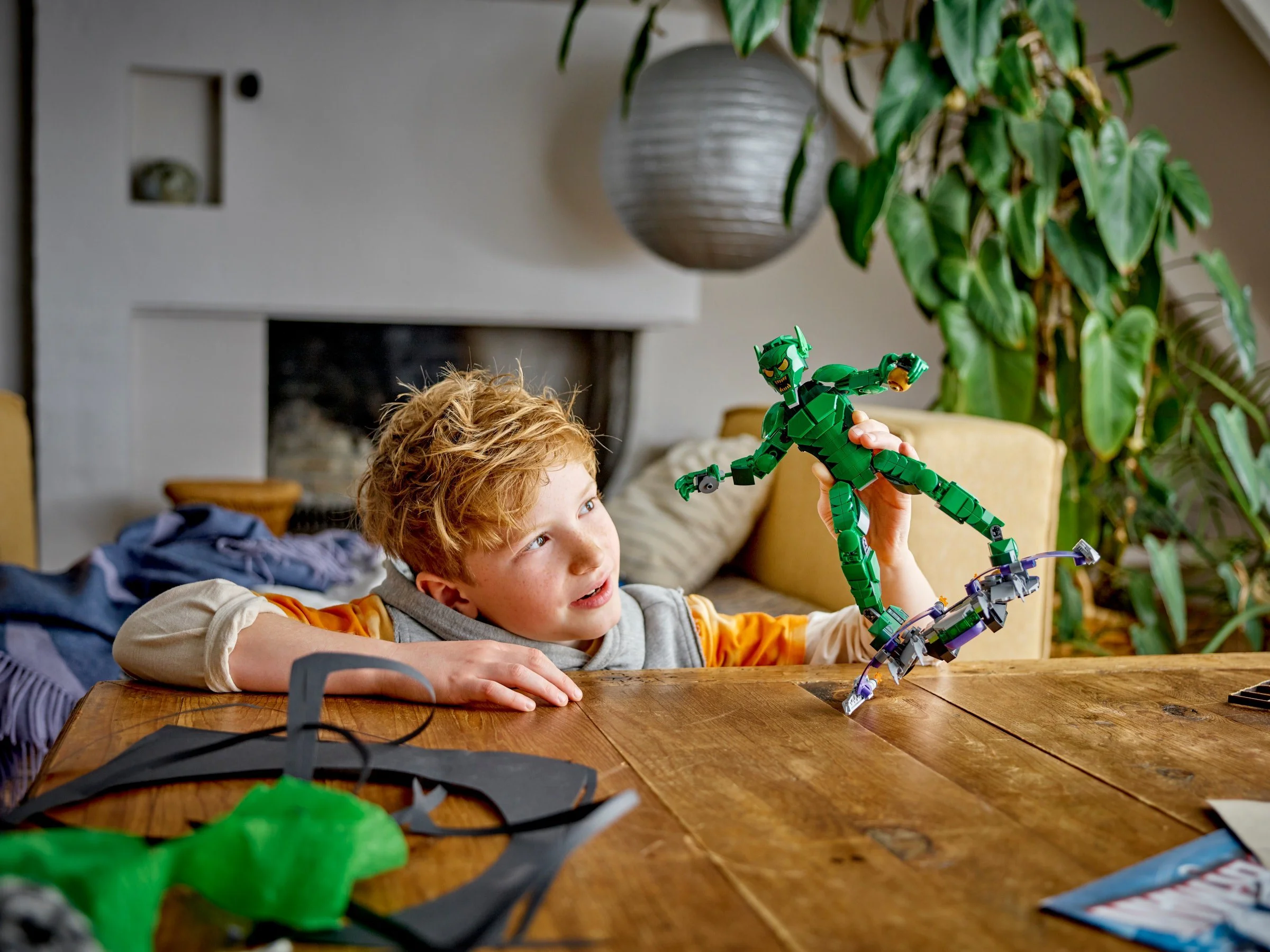 The Green Devil is a doll 乐高 LEGO 76284 image 5