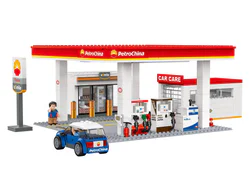 Small town story: China Oil Station