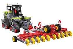 CLAAS LARGE TRACKED TRACTOR