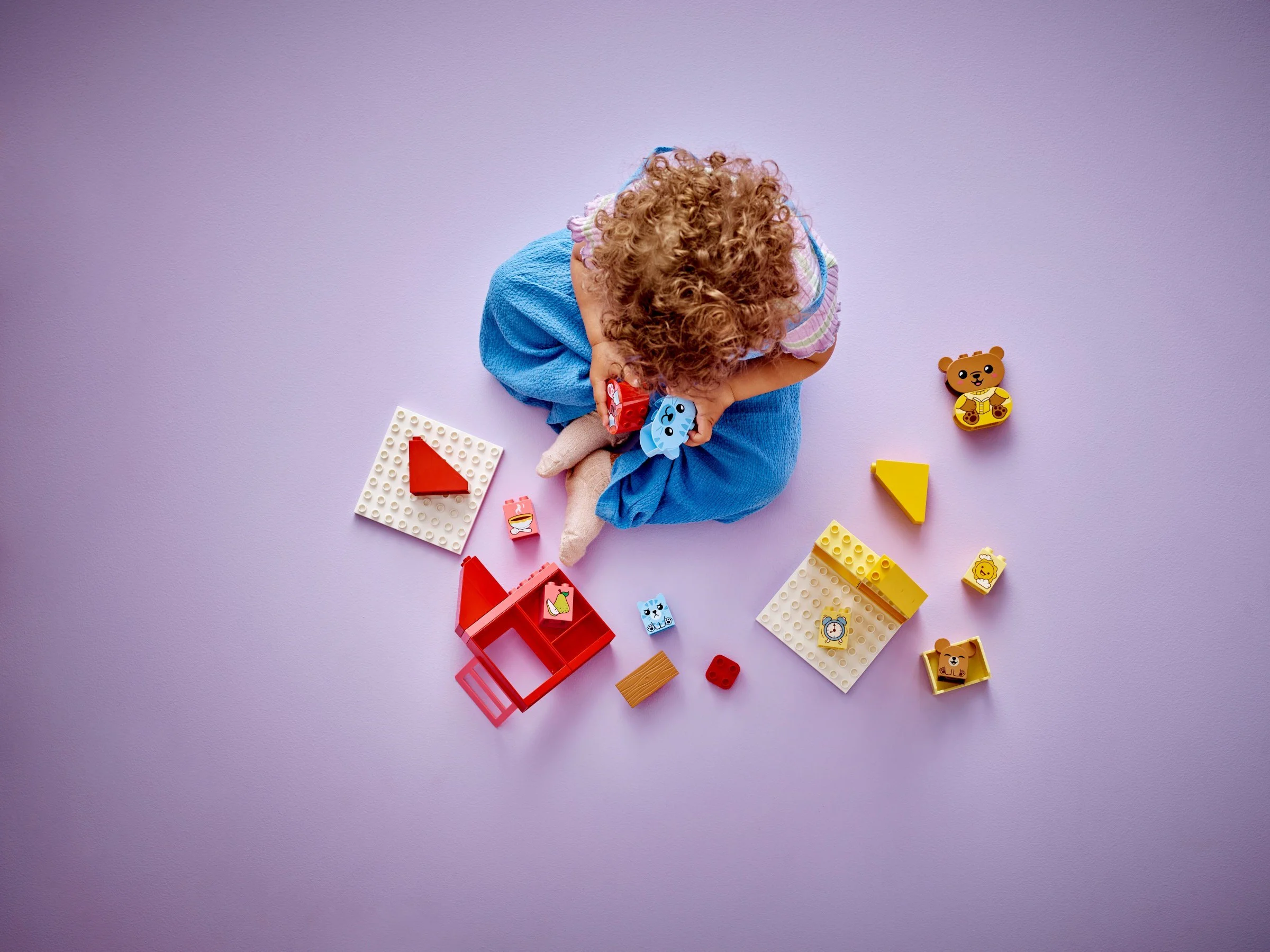 Good day to day: eating and sleeping 乐高 LEGO 10414 image 6