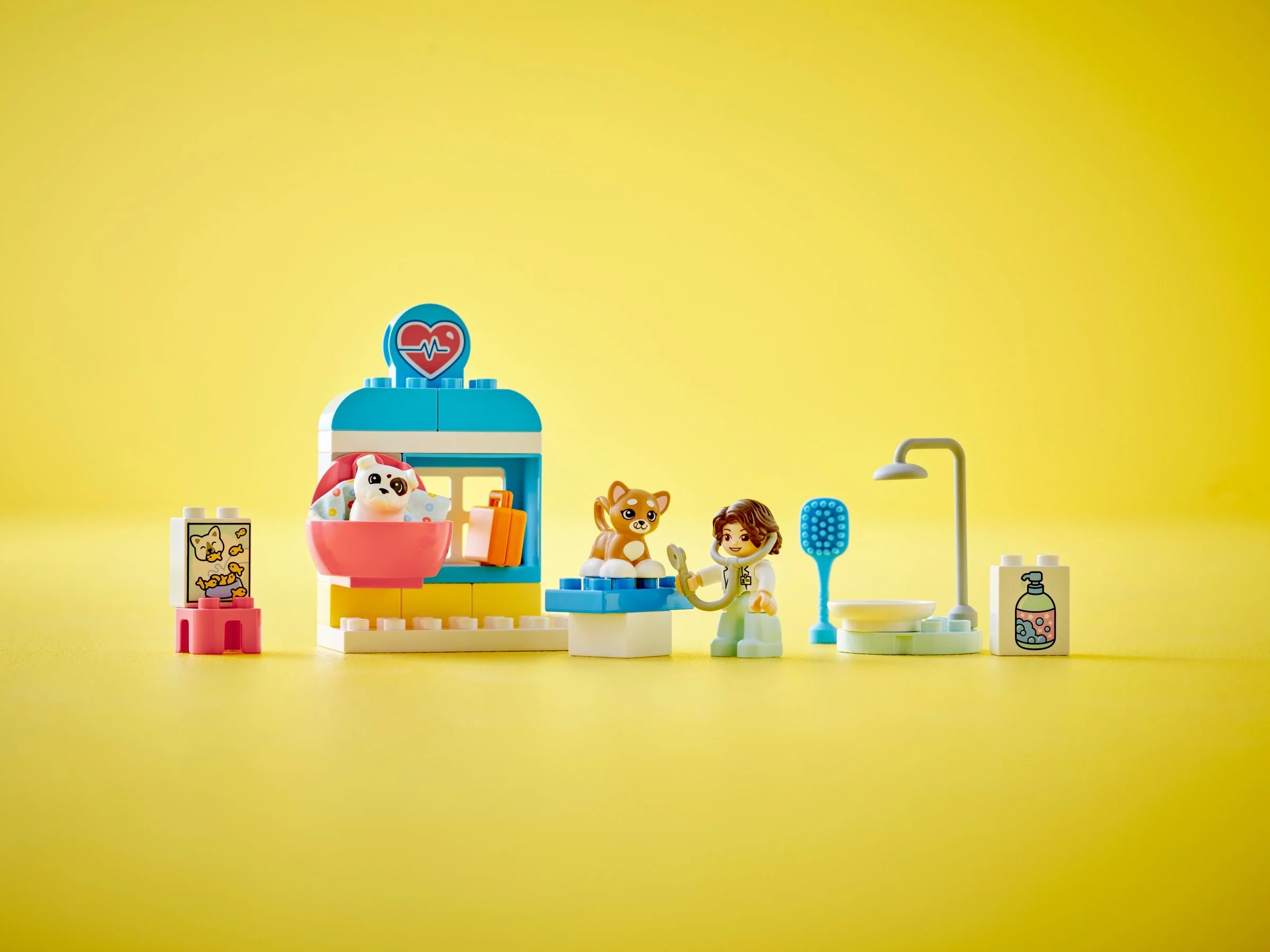 Visit to the pet clinic 乐高 LEGO 10438 image 4