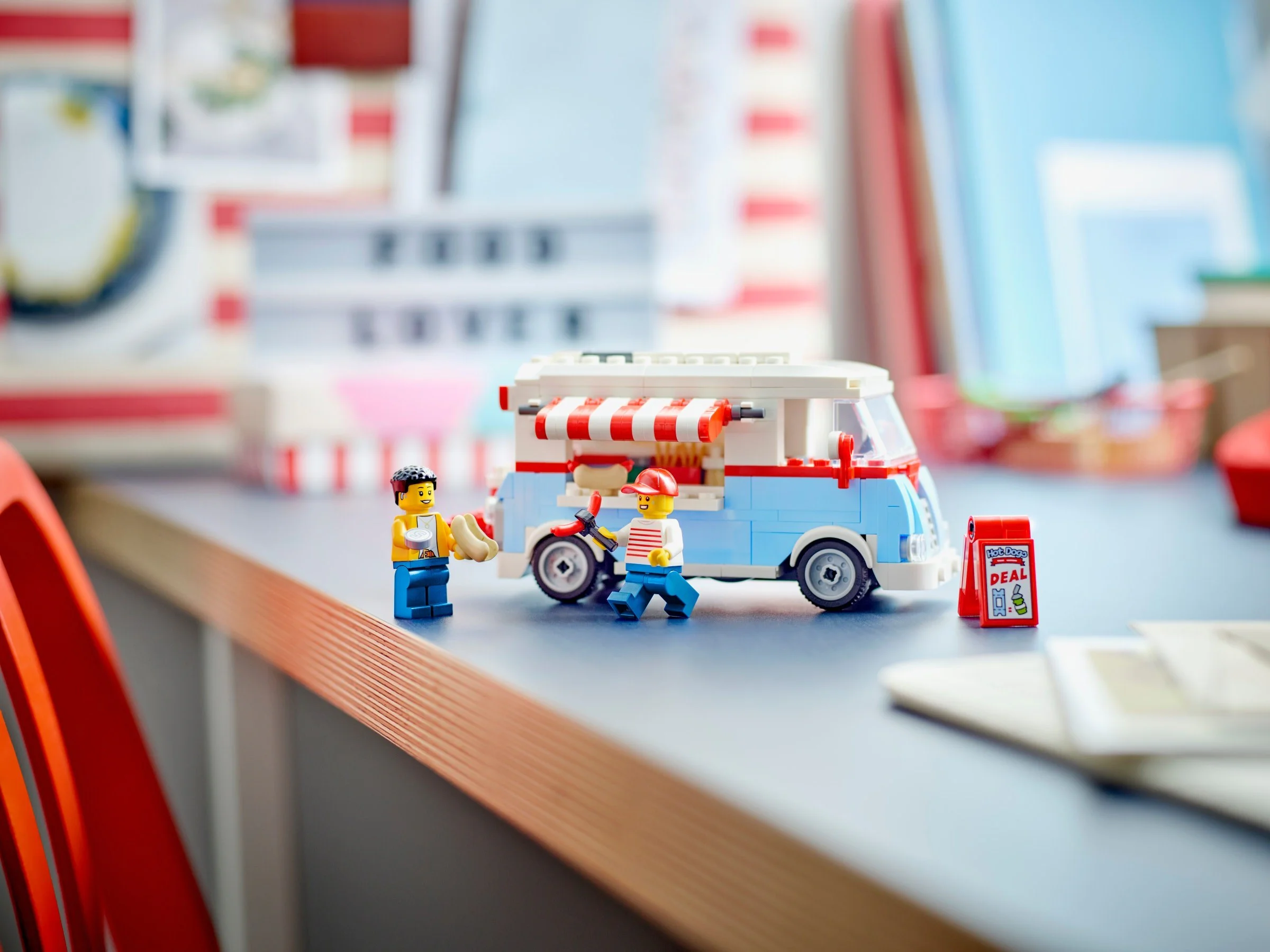 Retro food truck 乐高 LEGO 40681 image 4