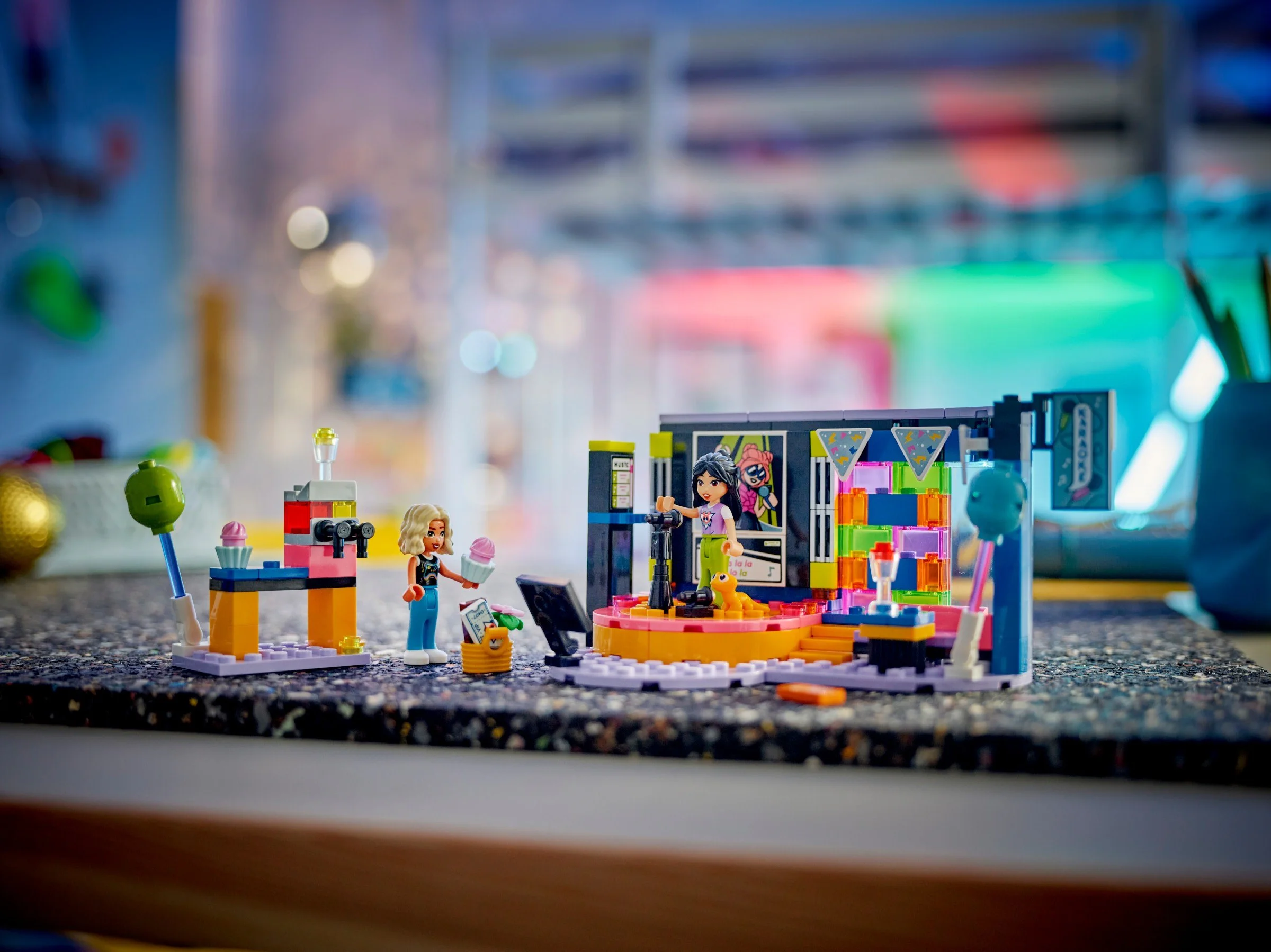 KTV PARTY 乐高 LEGO 42610 image 3