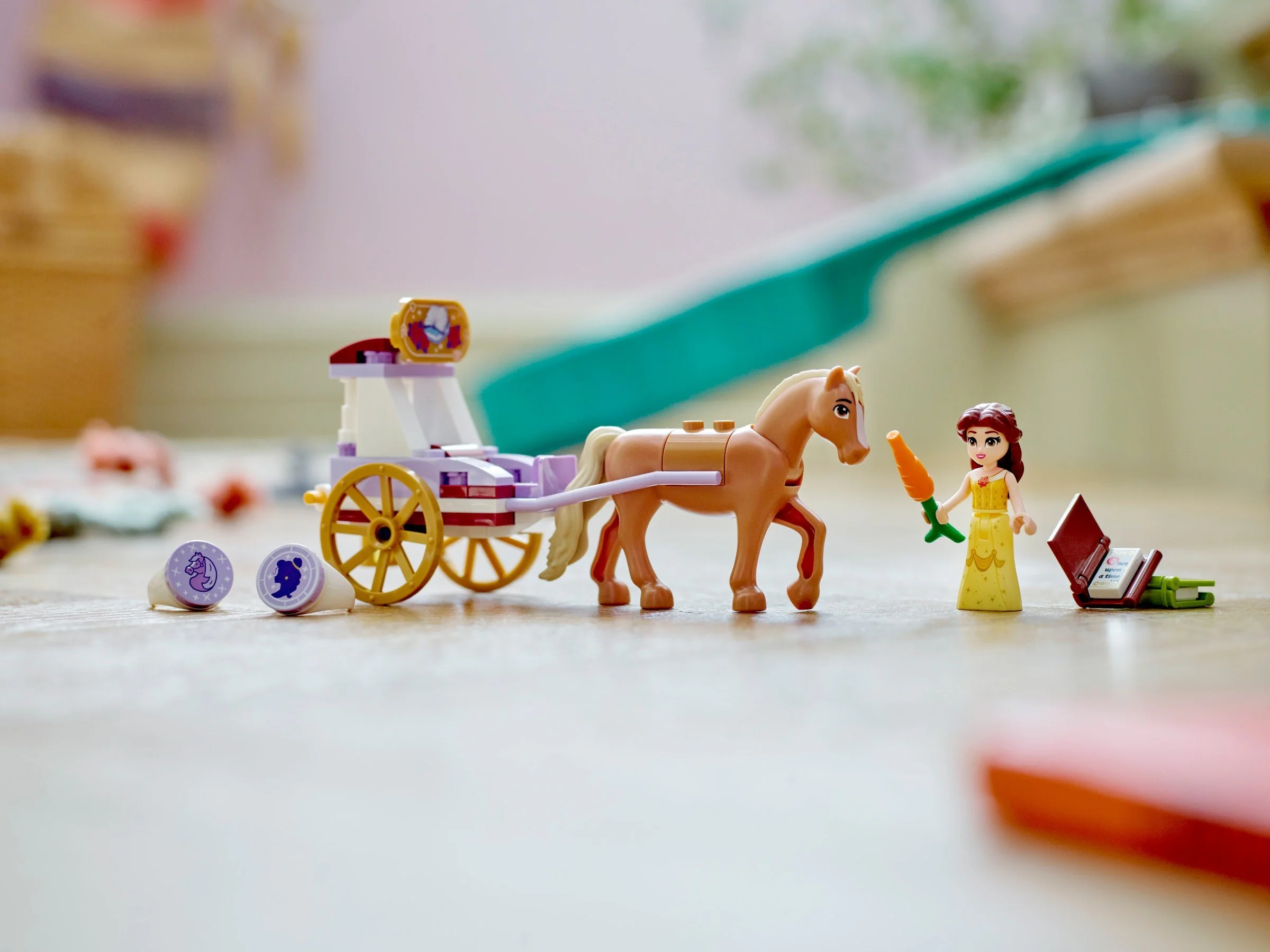 Beauty and the Beast: Princess Belle's Storybrooke Car 乐高 LEGO 43233 image 8