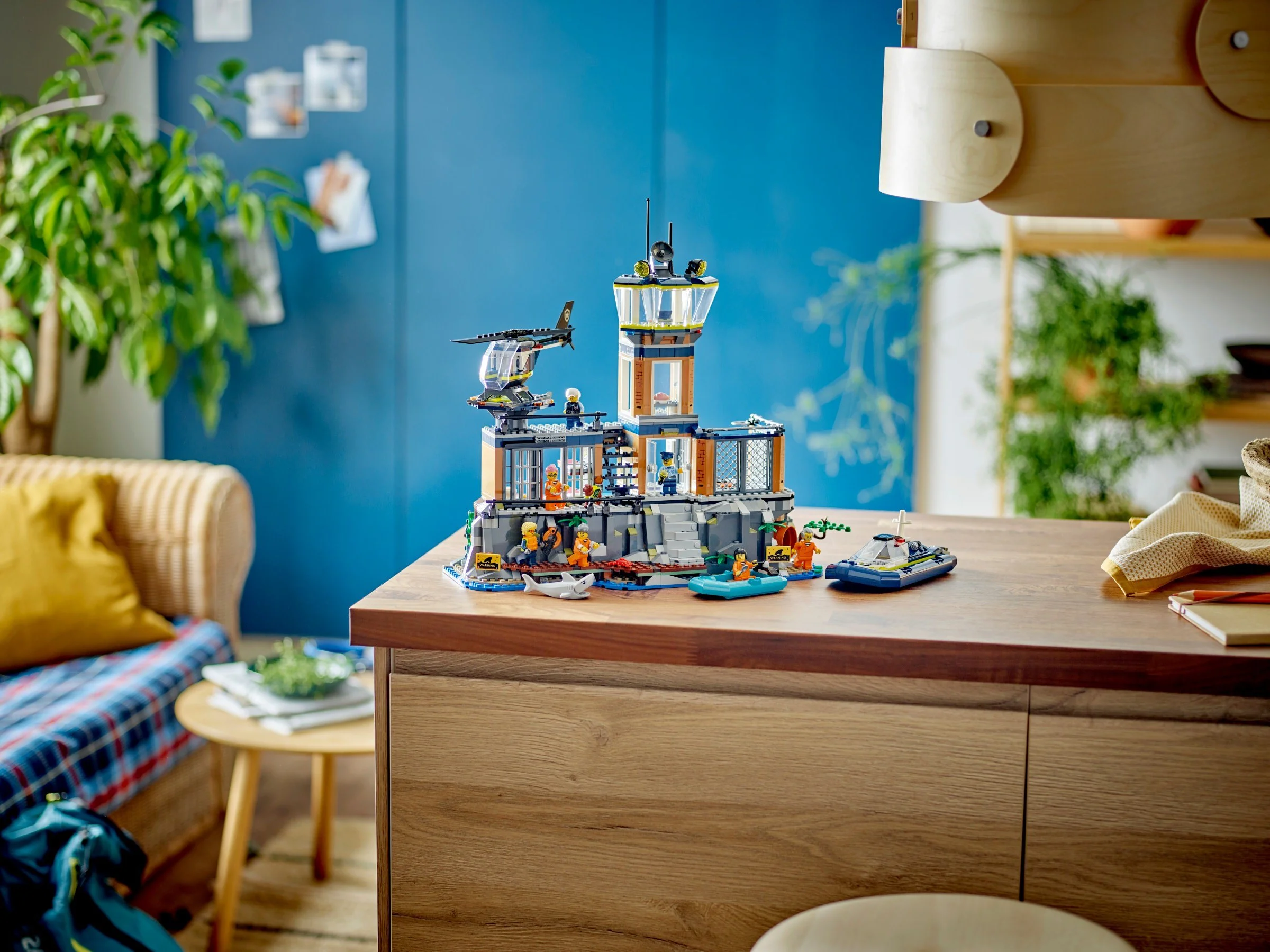 Prison Island 乐高 LEGO 60419 image 1