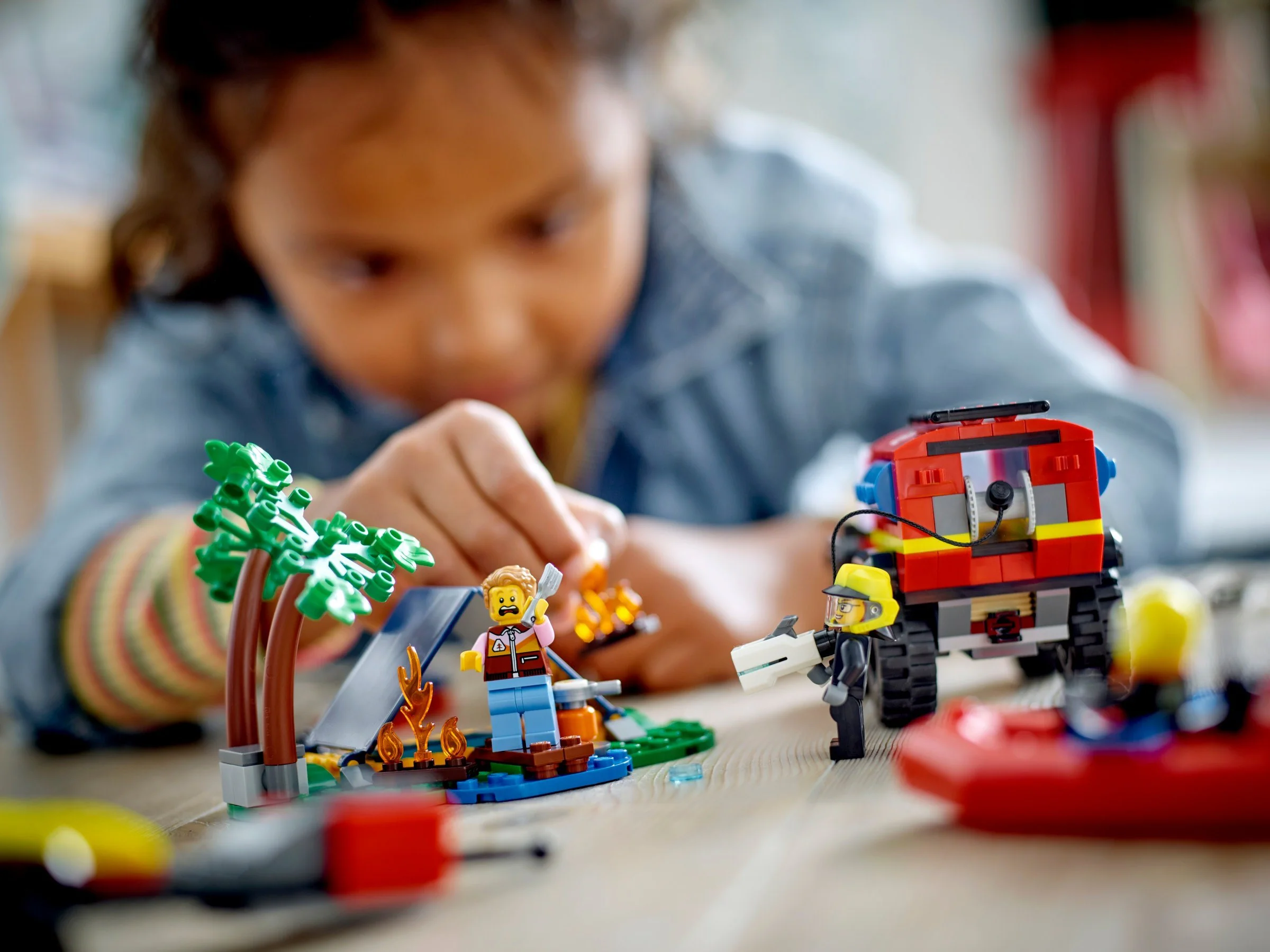 4x4 fire trucks and lifeboats 乐高 LEGO 60412 image 6