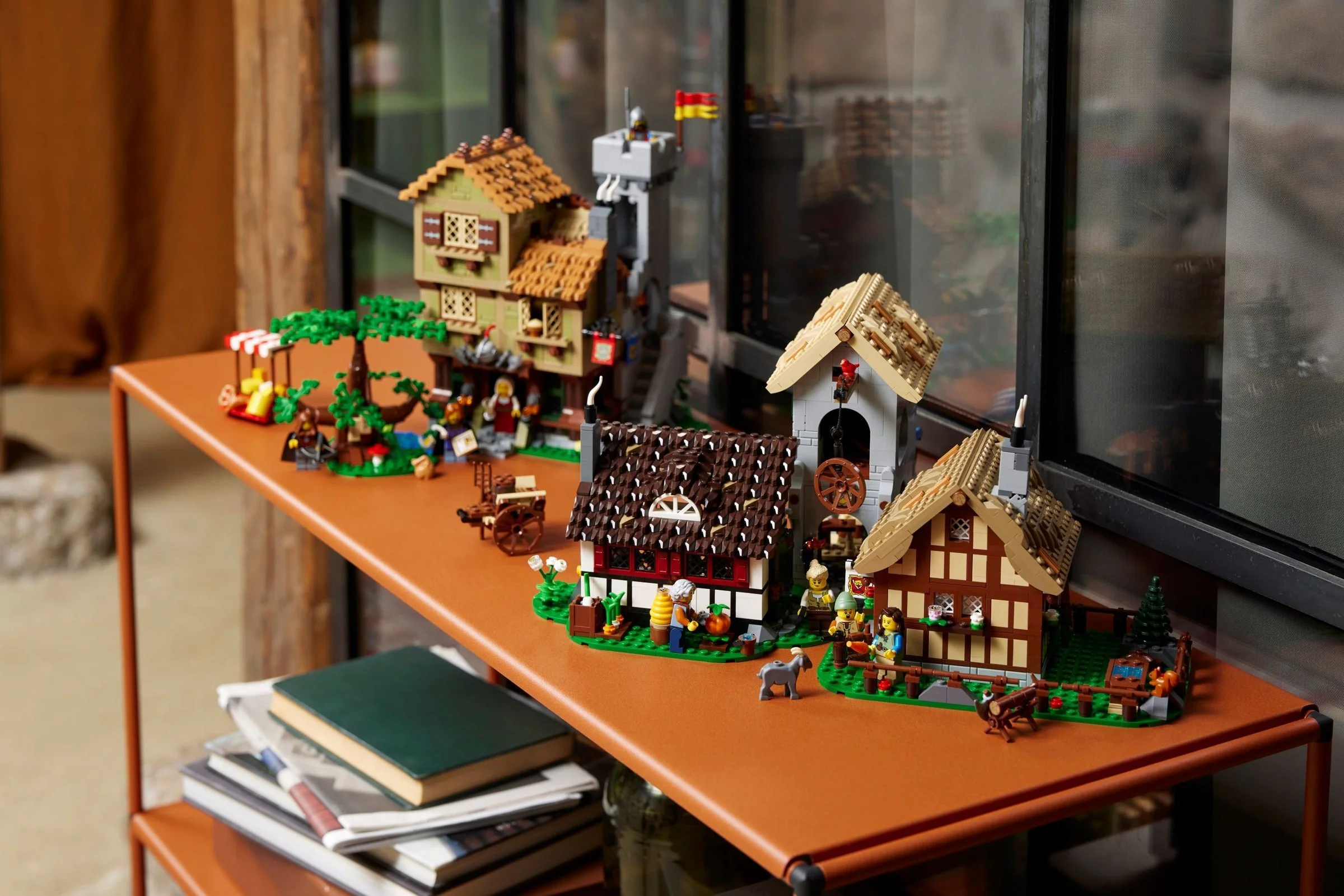 Medieval City Square 乐高 LEGO 10332 image 3